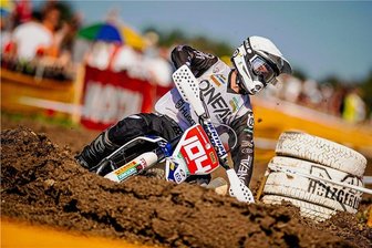 Junger Motocrosser aus Chemnitz ist heiß auf den WM-Auftakt - Jeremy Sydow in Aktion.