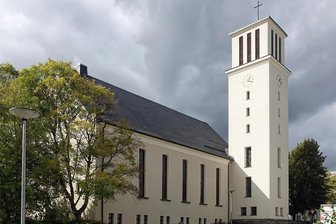 Junger Organist verabschiedet sich nach Studium in Plauen mit einem Konzert - Die Erlöserkirche in Plauen.