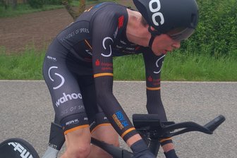Junger Radrennfahrer aus dem Erzgebirge trotzt widrigen Bedingungen - Toni Albrecht (RSV 54 Venusberg) holte bei den Sächsischen Meisterschaften Gold.