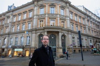 Junger Unternehmer will in Plauens Alter Post durchstarten - Denny Janeczek steht als Franchisenehmer vor dem Beginn einer beruflichen Herausforderung.