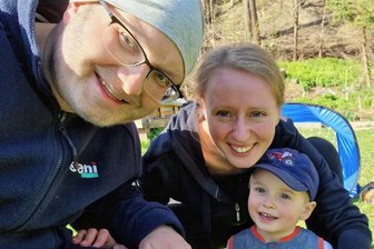 Junger Vater aus Wildenfels braucht im Kampf gegen Krebs genetischen Zwilling - Ralf Jacob will mit seiner Frau Michaela seinen Sohn Konstantin aufwachsen sehen. Der erneut an Leukämie erkrankte Familienvater braucht dringend eine Stammzellenspende, um gesund zu werden. 