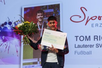 Junges Ehrenamt im Sport-Erzgebirge: „Ich will als Trainer weit kommen“ - Tom Richter wurde bei der Talentewahl in der Kategorie Junges Ehrenamt ausgezeichnet.