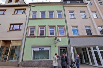Juwelierladen lockt Einbrecher an: Lohnt die Mühe? - In den letzten Wochen gab es mehrere Versuche, in die Dresdner Straße 28 einzubrechen.