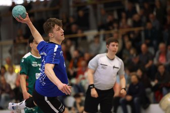 K&K-Duo führt HC Glauchau/Meerane zum Heimsieg: Torhüter Ludek Kylisek und Torjäger Jannes Kreutz avancieren zu den Matchwinnern - Jannes Kreutz versenkte den Ball zwölfmal im Kasten der HG Köthen.