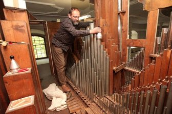 Generalreparatur der Urban-Kreutzbach-Orgel 