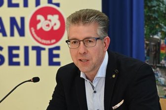 Kämmerer Ralph Burghart: "Wir sind unter Handlungsdruck" - Ralph Burghart hat vor kurzem eine teilweise Haushaltssperre verhängt - und schließt eine Ausweitung nicht aus.