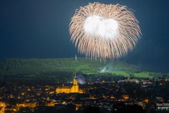 Kät-Finale im Erzgebirge: Die besten Plätze fürs Feuerwerk - Das Kät-Feuerwerk, hier ein Archivbild, beginnt am Sonnabend, 22.30 Uhr.