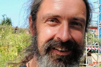 Kahlschlag am Dörnthaler Teich: Biologe findet Fällaktion richtig - Biologe Kay Meister findet es richtig, dass die Bäume gefällt werden.