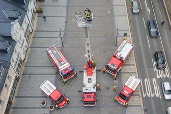 Kameraden der Feuerwehr Aue-Bad Schlema schicken Steigerlied-Gruß nach Solingen -