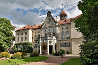 Kammerkonzert im Schloss Waldenburg: Musiker der Staatskapelle und Philharmonie Dresden zu Gast - Schloss Waldenburg wird zum Schauplatz für ein Konzert mit romantischen Klängen.