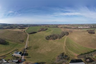 Kampf ums Wildenfelser Zwischengebirge: Was die Kommunen gegen drohenden Bergbau tun - Blick auf einen Teil des Wildenfelser Zwischengebirge – in Richtung Schönau und Wildenfels.