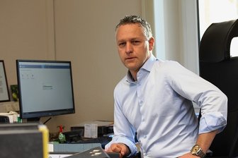 Kandidaten für die Zwickauer Landratswahl: CDU prescht vor, wer folgt? - Carsten Michaelis in seinem Büro. Seit 2016 ist er Beigeordneter im Landratsamt. Am Mittwoch will ihn die CDU als Kandidat für die Landratswahl nominieren. 