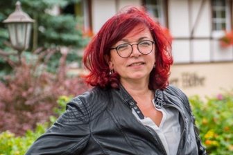 Kandidatin Ulrike Harzer: FDP-Kreischefin setzt auf ERZ-Mentalität - Über einen Job im Seiffener Hotel "Wettiner Höhe" kam Ulrike Harzer 1996 von Chemnitz ins Erzgebirge. 