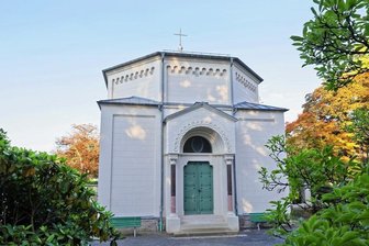 Kapelle am Friedhof Meerane: Förderkreis braucht Geld für neue Heizung - Die Sanierung der alten Kapelle kostet 560.000 Euro. In der Summer ist die geplante Anschaffung einer Infrarotheizung noch nicht enthalten.