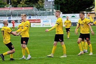 Kapitän nach Zwangspause zurück - Auf jede Menge Grund zum Jubeln hofft der VfB Auerbach auch am Samstag im Pokalspiel beim Dresdner SC.