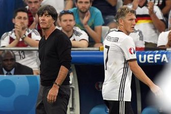 Kapitän Schweinsteiger tritt aus Nationalmannschaft zurück -