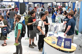 Karrieremesse „Orte“ in Freiberg gut besucht - In der Rüleinhalle in Freiberg hat bei der Karrieremesse Orte am Dienstag Andrang geherrscht.