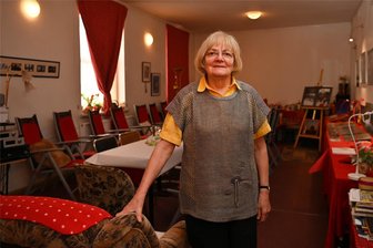 „Karstas kleines Kino“ in Penig: Filmvorführungen der ganz besonderen Art - Karstas kleines Kino in Penig ist kein Kino im herkömmlichen Sinne. Vielmehr bietet Karsta Hönicke eine ganz besondere Atmosphäre an.