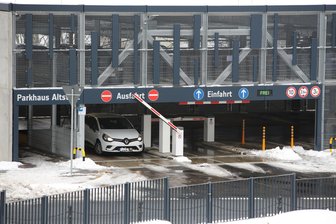 Kassenautomat in Parkhaus im Erzgebirge geknackt – Nutzung vorerst eingeschränkt - Das Parkhaus Altstadt in Schwarzenberg steht wegen eines defekten Automaten bis auf Weiteres nur Dauerparkern offen.