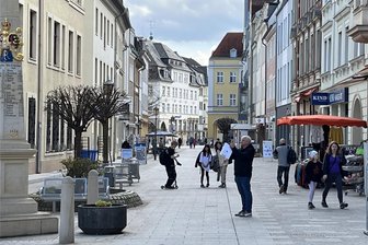 Kassensturz in Crimmitschau: Erhöht die Stadt die Grundsteuer? - Viel Geld hat die Stadt Crimmitschau in den vergangenen Jahren in die Erneuerung der Fußgängerzone gesteckt.