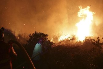 Katastrophenschutz: Brüssel schafft eigene Löschflugzeuge an - Die Waldbrände im August überforderten Portugals Rettungskräfte. Künftig springt die EU im Notfall den Mitgliedsstaaten bei.