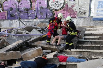 Katastrophenschutzübung im Erzgebirgsstadion in Aue - Katastrophenschutzübung im Erzgebirgsstadion in Aue
