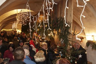 Kauschwitzer Rittergut-Café bekommt neuen Fußboden - Bis zum Rittergut-Advent soll das Kauschwitzer Rittergut-Café einen neuen Fußboden bekommen.