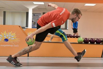 Kegeln: TSV 90 Zwickau setzt sich mit dem vierten Sieg im fünften Spiel in der Bundesliga-Spitzengruppe fest - 