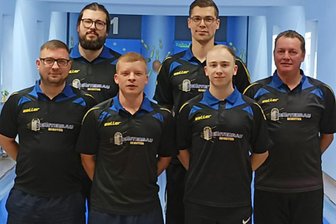 Keglern aus Geyer gelingt der sofortige Wiederaufstieg - Der Meister der 2. Bezirksklasse (Staffel 1) heißt TSV Geyer (hinten v. l. n. r.: Franz Sonntag, Markus Sonntag; vorn v. l. n. r.: Silvio Dick, Felix Nestler, Markus Mehner, Rocco Distelmeier).