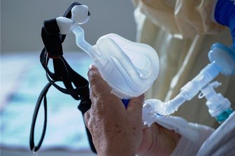 Kein Corona-Intensivpatient mehr in vogtländischen Kliniken - Die Lage auf den vogtländischen Intensivstationen hat sich mit Blick auf Coronapatienten deutlich entspannt. Am Mittwoch musste dort kein einziger Covid-19-Erkrankter mehr behandelt werden.