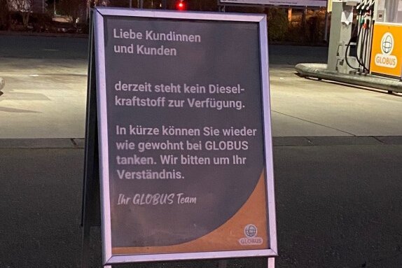 Kein Diesel mehr: Roland-Kaiser-Fans in Zwickau machen Tankstelle leer - 