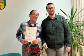 Kein Kandidat fürs Bürgermeister-Amt: So kommt ein Dorf im Vogtland dennoch zu einem neuen Ortschef - Udo Seeger (links) trat Ende 2025 zurück, Christopher Groß fungiert kommissarisch.