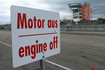 Keine Einigung am Sachsenring: ADAC sucht neue WM-Strecke - Dunkle Wolken ziehen auf, das Szenario macht Angst: Ist der Grand-Prix auf dem Sachsenring am Ende?