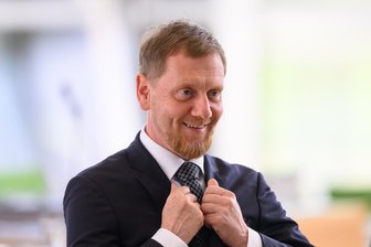 „Keine Festlegung zu keinem Betrag“: Olympia statt Krankenhäuser? Was Kretschmer zu den Bundes-Milliarden in Sachsen sagt - Holt er Olympia nach Sachsen? Ministerpräsident Michael Kretschmer (CDU) äußert sich im Landtag zur geplanten Verteilung des sächsischen Anteils an den Infrastruktur-Milliarden des Bundes.