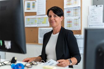 „Keine Likes in der Pflege, aber Dankbarkeit“: Rochlitzer Schulleiterin über zukünftige Pflegekräfte - Anke Hoppe, Schulleiterin GAW Rochlitz, bildet Pflegekräfte aus. Sie fordert Akzeptanz von Schülern jeglicher Herkunft.