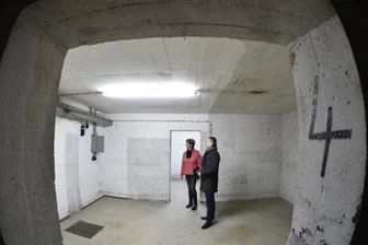 Keine Luftschutzbunker im Vogtland: Bringt der Ukraine-Krieg ein Umdenken? - In Chemnitz gibt es noch Luftschutzräume unter dem Rosenhof.