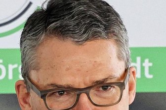 Kiesewetter stellt sich Bedenken zum Ukrainekrieg - RoderichKiesewetter - CDU-Politiker