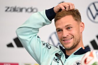 Kimmichs Schlangenalarm und Eichhörnchenproblem - Joshua Kimmich berichtet über die Tierwelt im WM-Camp. 