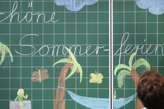 Kinder entdecken in den Ferien Kunst, Natur und Weltraum - Wer die Ferien nicht komplett unter Palmen verbringen kann, wird auch in der Region viele Veranstaltungen für Kinder finden.