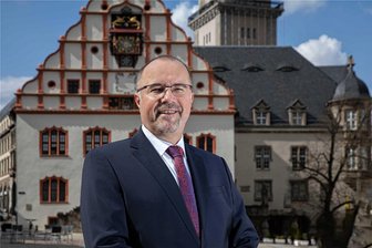 Kinder- und Jugendsprechstunde mit dem Plauener Oberbürgermeister - Plauens OB Steffen Zenner lädt erstmals Kinder und Jugendliche zu einer Sprechstunde ein.