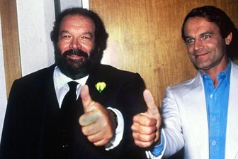 Kinder von Bud Spencer und Terence Hill sprechen über ihre Väter - Bud Spencer (l) und Terence Hill; «Daumen hoch» im Oktober 1984.
