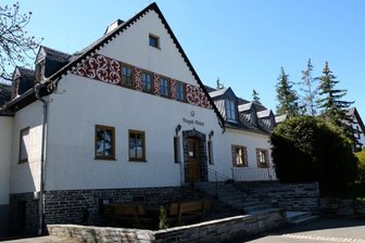 Kinderarche Lichtenstein: Wo Menschen Selbstständigkeit erlernen - Die alte Jugendherberge eignet sich sehr gut für die Wohngruppe.