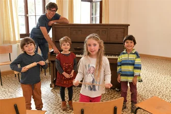 Kinderchöre am Dom Freiberg suchen Sänger - Die Kinderchöre am Dom suchen Sänger. Auch in den vergangenen Jahren nahm Domkantor Albrecht Koch Kinder auf.