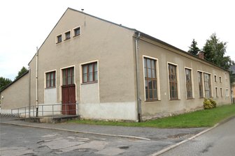 Kinderfest in Flöha, Wanderung am Schellenberg: Wetter zwingt Veranstalter zum Umdenken - In der Sporthalle an der Friedrich-Ludwig-Jahn-Straße in Flöha wird am 1. Juni ein Kinderfest veranstaltet.