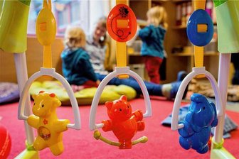 Kindergartenbeiträge in Markneukirchen steigen ab 1. Juli - In Markneukirchen müssen Eltern mehr für Kinderbetreuung in Krippe, Hort, Kindergarten zahlen.