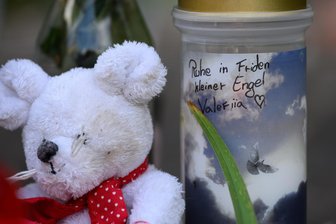 Kindermorde im Erzgebirge und Westsachsen: Neues Buch erzählt von wahren Verbrechen - Erst vergangenen Sommer ist die neunjährige Valeriia aus Döbeln Opfer eines Verbrechens geworden.