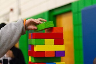 Kinderstadt simuliert das echte Leben - 