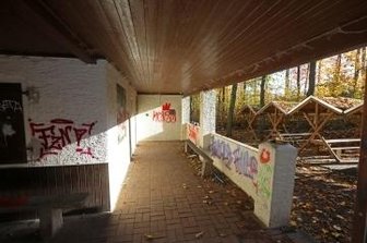 Kiosk-Dach:Finanzbedarf wird ermittelt - Die Stadt ermittelt den Finanzbedarf für den Kiosk.