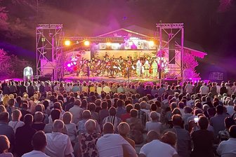 Kirchberg: Philharmonie spielt wieder am Fuße des Borbergs - Die "Wald Classics" sind ein Höhepunkt im Veranstaltungskalender von Kirchberg.