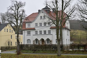 Kirchberg verkauft Gemeindeamt in Cunersdorf: Was muss der Käufer dafür bezahlen? - Soll für das Mindestgebot den Besitzer wechseln: Die Stadt Kirchberg will das frühere Gemeindeamt im Ortsteil Cunersdorf verkaufen.